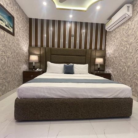 Hotel Croydon International Rawalpindi Exterior foto