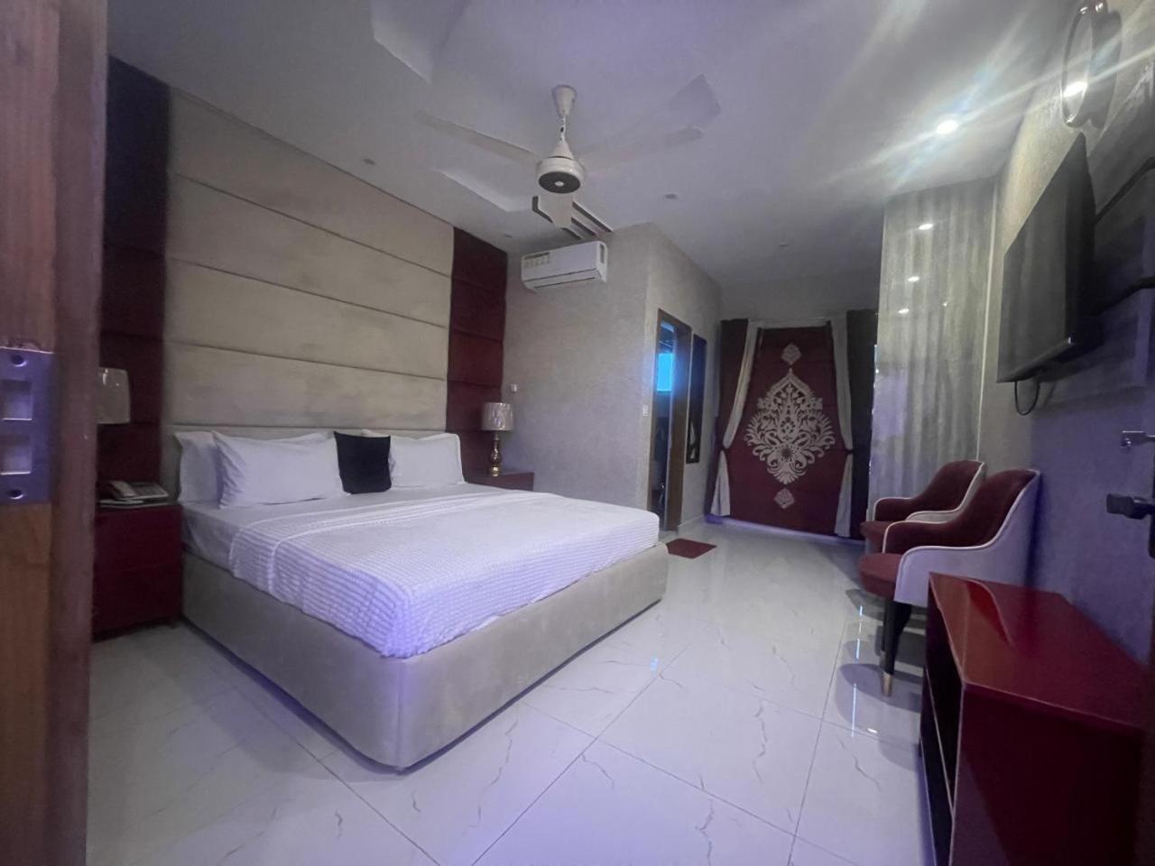 Hotel Croydon International Rawalpindi Exterior foto